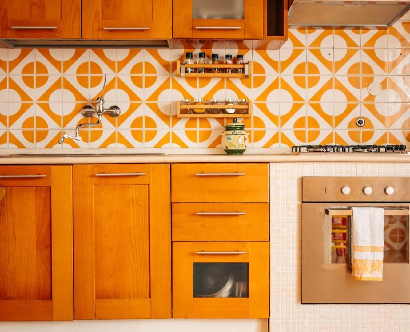 Quirky House Apartment Fiumicino Italy